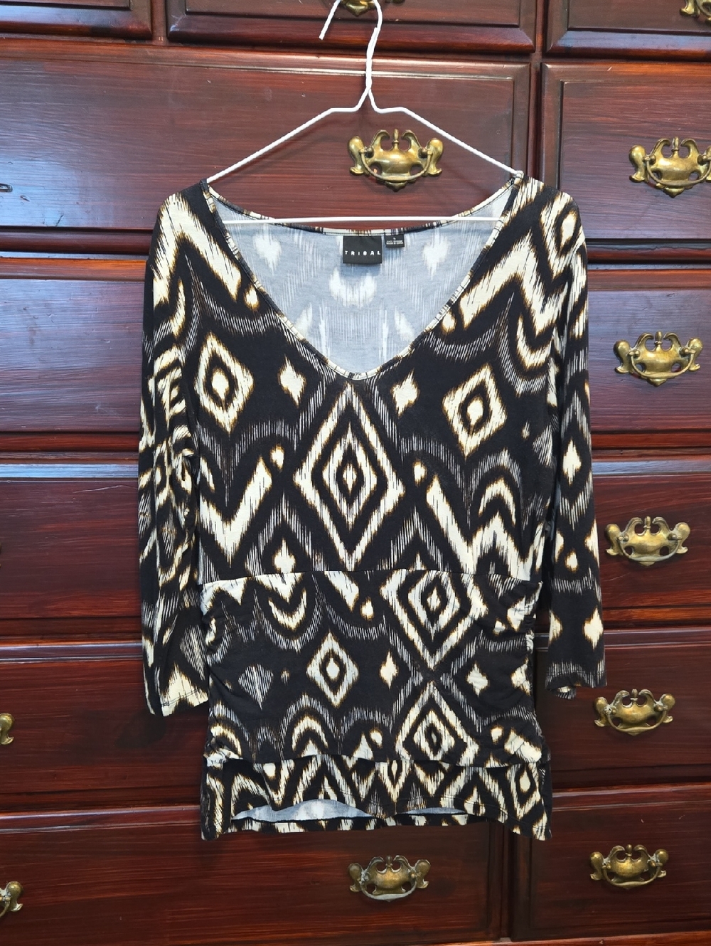 Tribal Black Cream Geometric V-Neck Blouse Size L